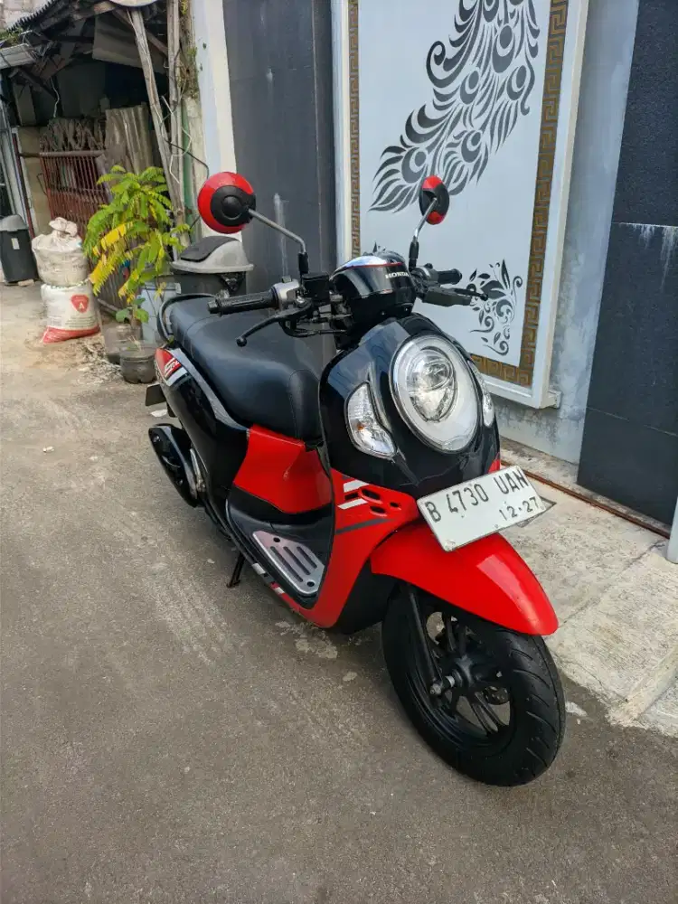 Bissmillah dijual motor Honda Scoopy SE 2022 istimewa