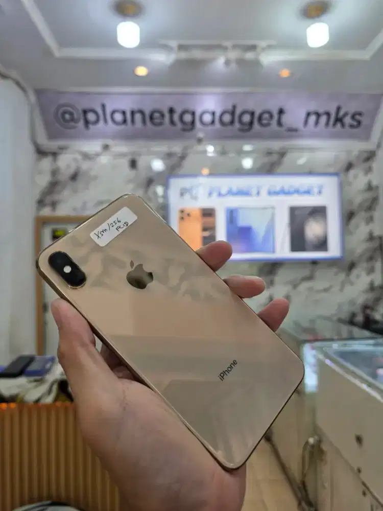 IPhone xsmax 256 gb inter face id