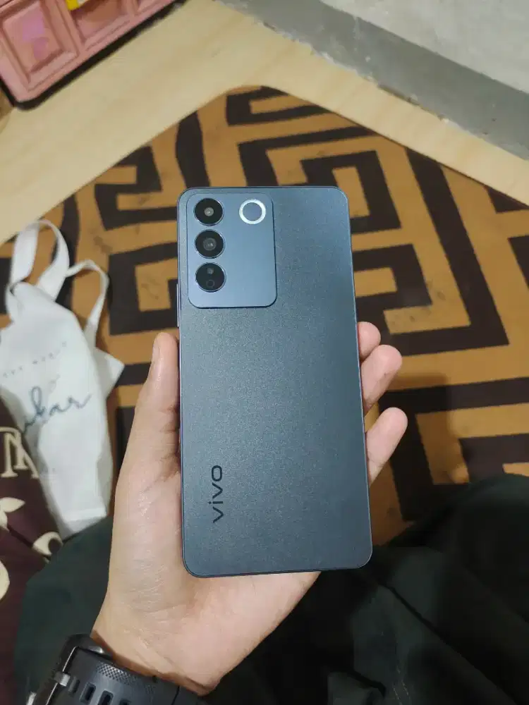 Jual HP vivo v27e