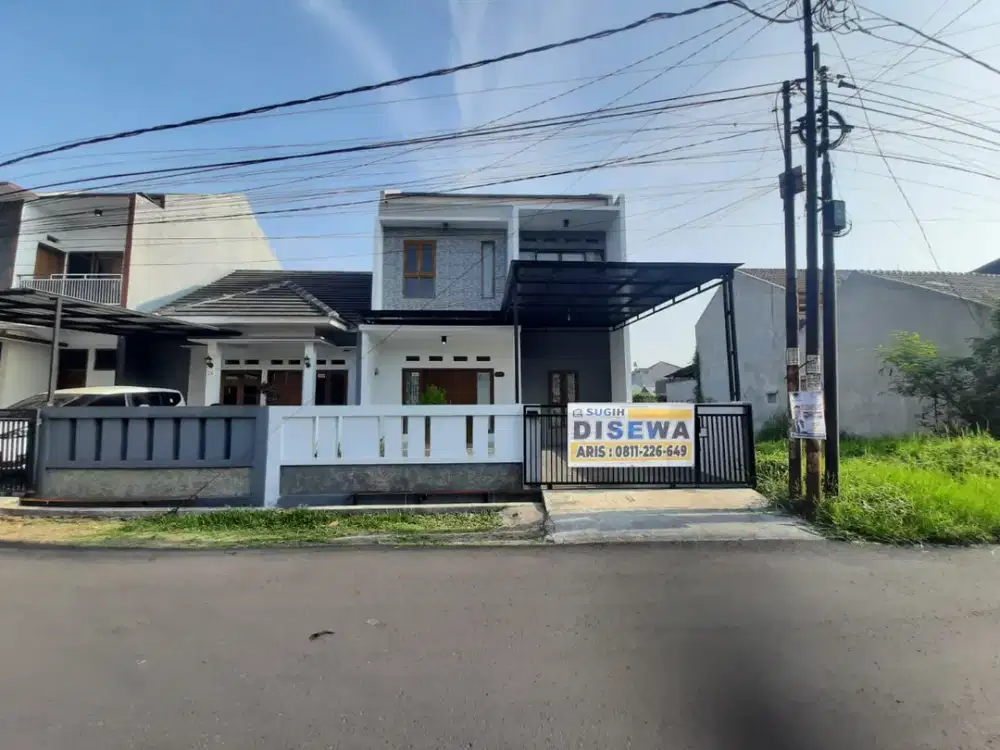 Sewa Rumah Arcamanik Cisaranten Kulon Halaman Depan Belakang | SW084