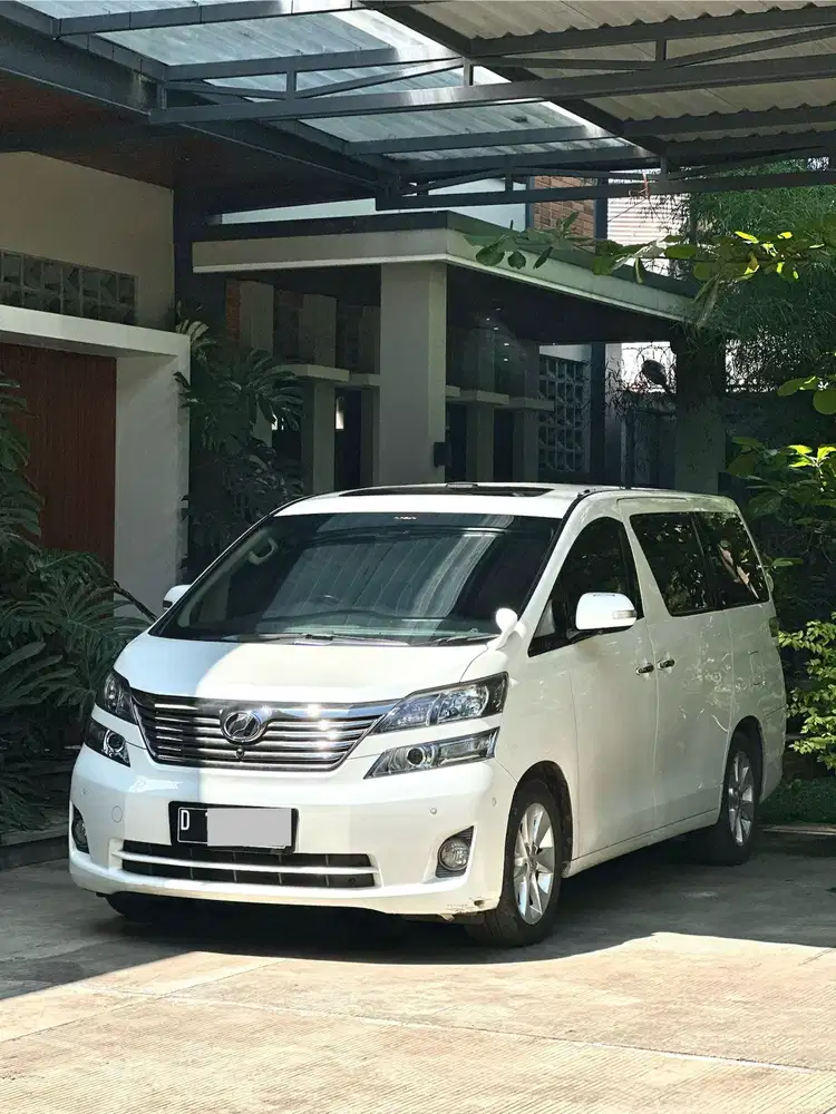Toyota Vellfire 2011 Bensin