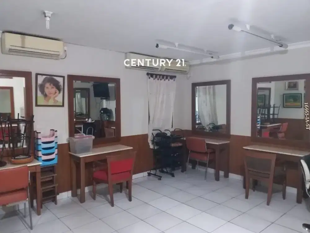 Rumah Dijual Cepat Di Bendungan Hilir Cocok Untuk Usaha Salon