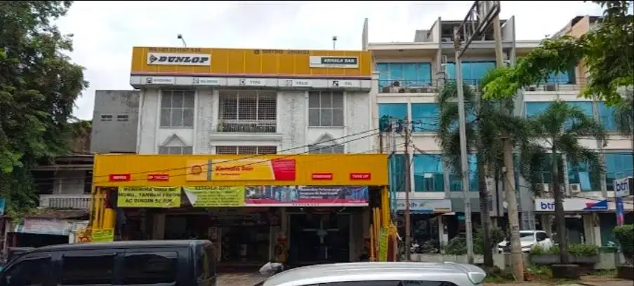 Dibutuhkan adwin kasir wanita