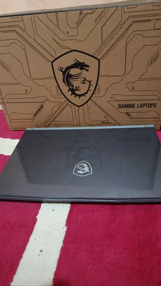 Laptop gaming MSI thin 15 rtx3050 intel i7