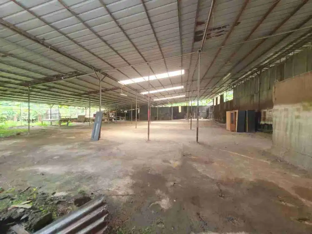 SEWA TANAH KAVLING, ADA BANGUNAN SEMI.PERMANEN DI RUMPIN, CISAUK KAB BOGOR