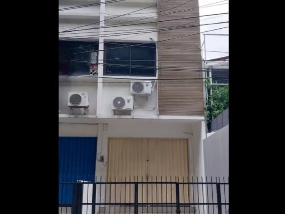 Disewakan ruko Kelapa Lilin 5x11,6m (58m), Jalan Raya, Sebrang Mall Kelapa Gading, Cocok untuk Usaha