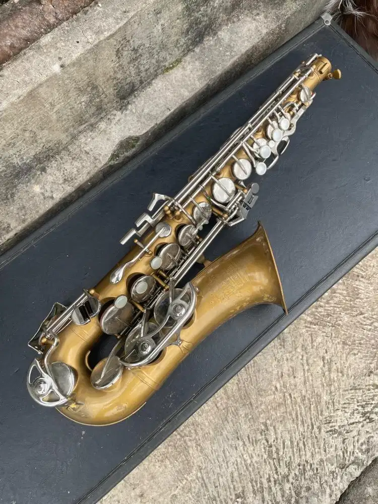 Selmer Bundy II Alto Saxophone