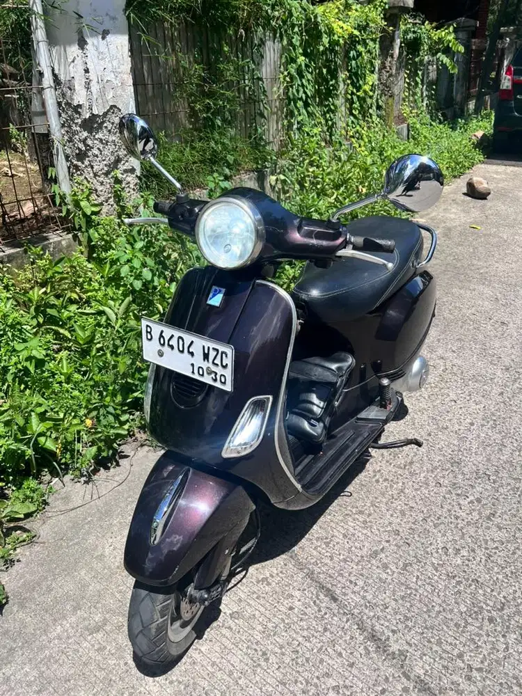 Vespa LX 150ie tahun 2012 fullset stnk bpkb faktur kunci2 coklat biru