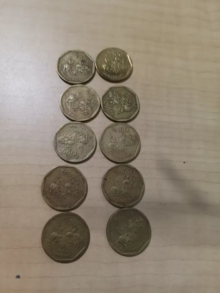 Koin kuno 100 rupiah karapan sapi