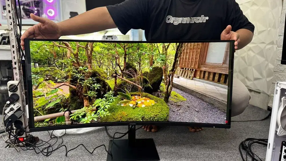 Monitor 34 inch Curved Xiaomi G34WQI new garansi 3 thn harga 3,8 jt