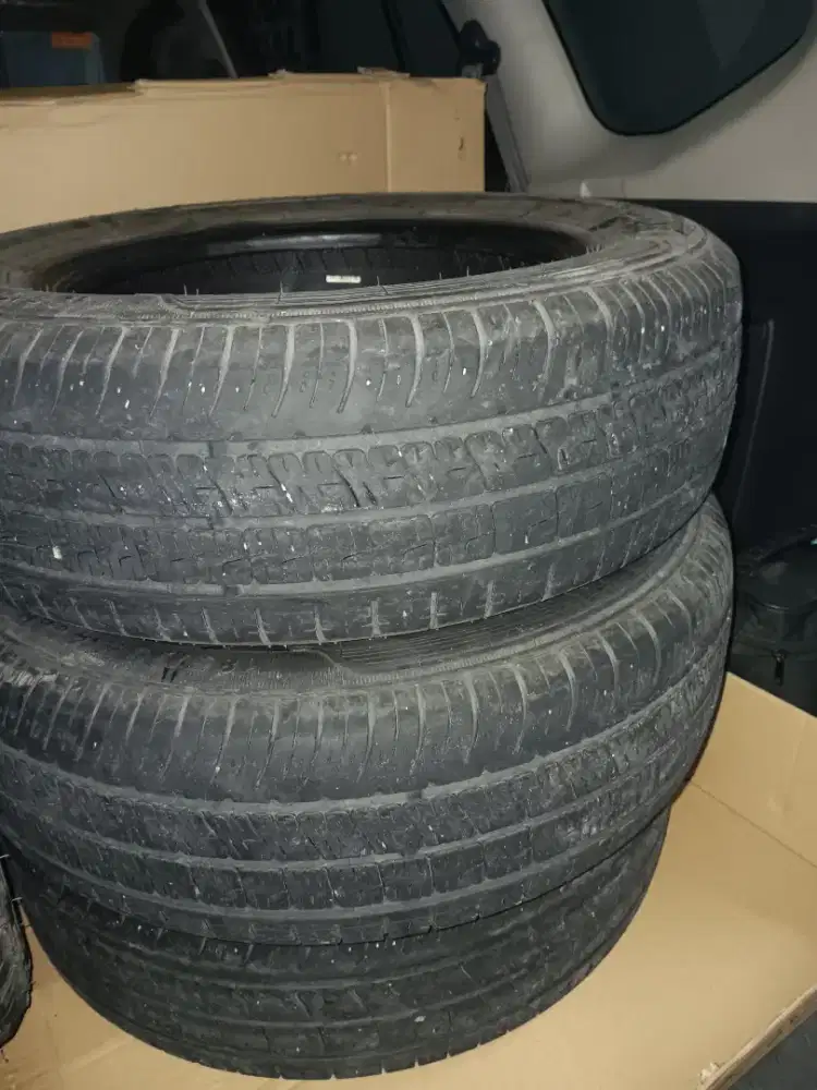 Ban Mobil Seken / Second 4 ban