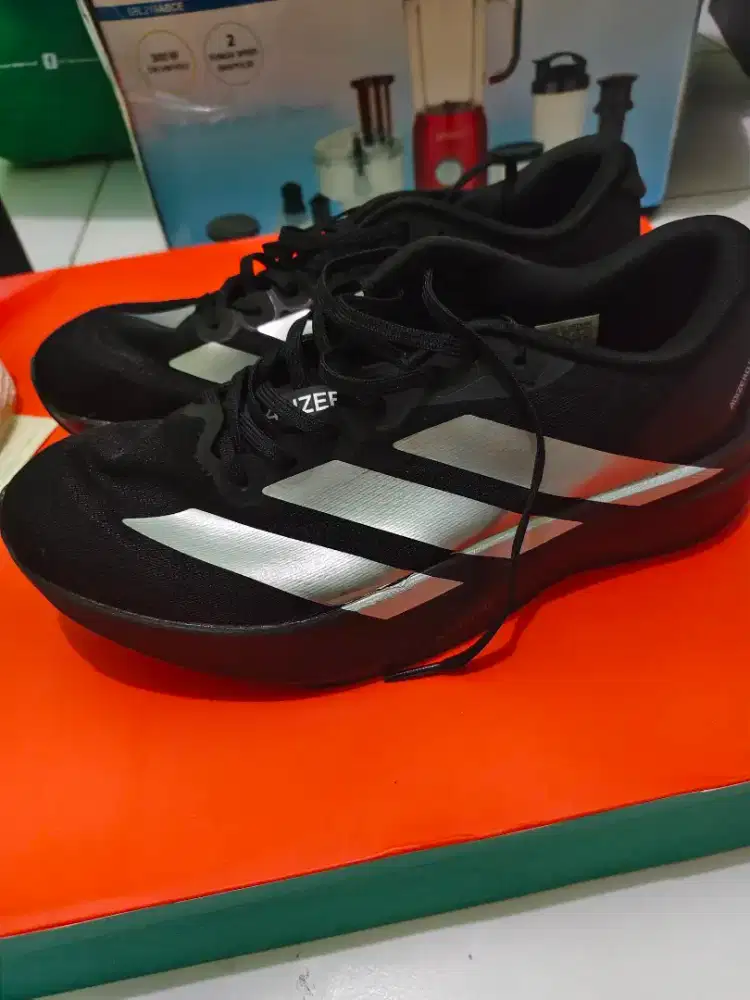 ADIDAS ADIZERO BLACK SIZE 43