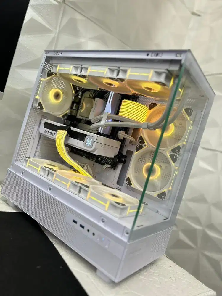 PC Amd Ryzen 5 5500 Rtx 5060 Ram 16Gb Nvme 1Tb B550M Psu 550W Mewah