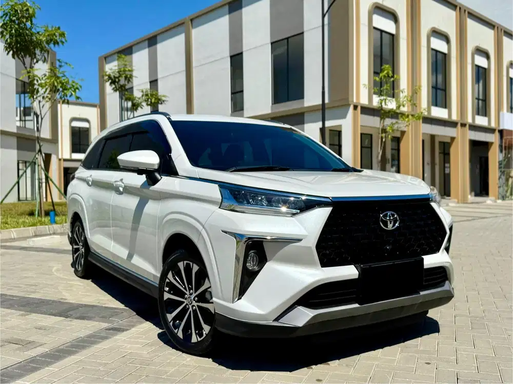 (KM 14 RIBU) Toyota Veloz Q CVT Putih 2022 GRESS LIKE NEW