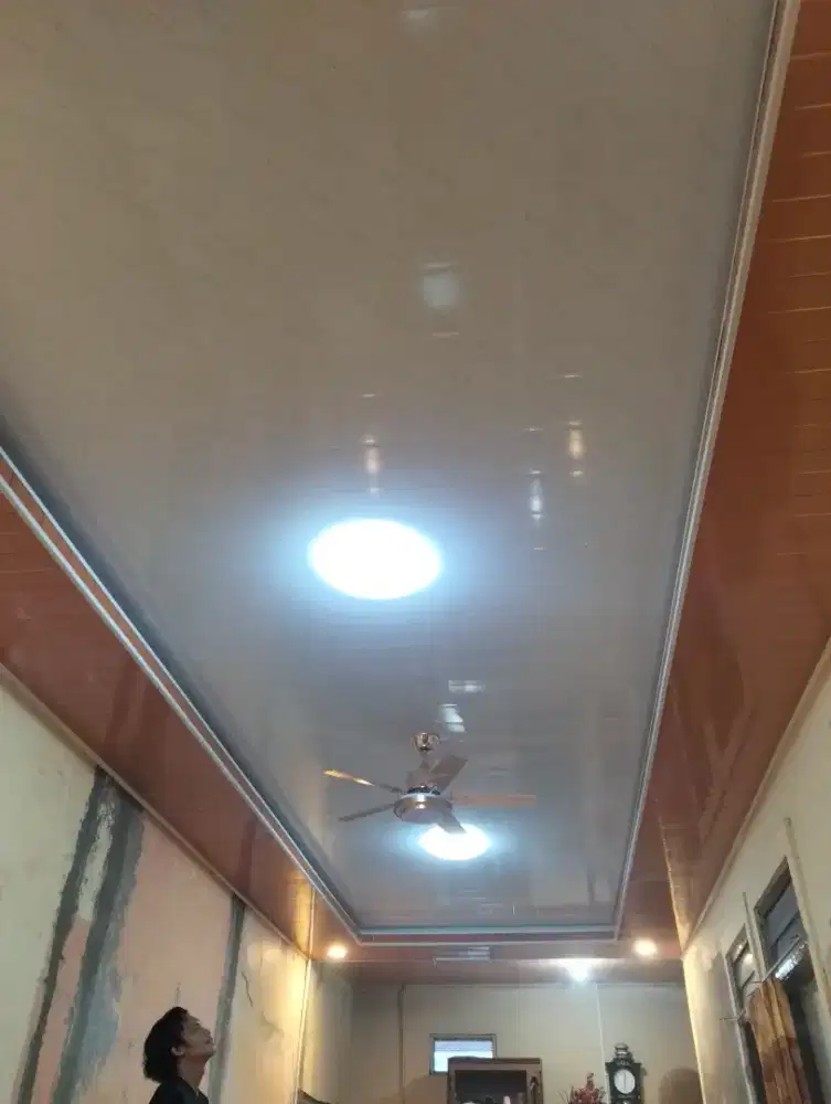 Menerima jasa pemasangan plafon PVC dan bongkar pasang atap dll