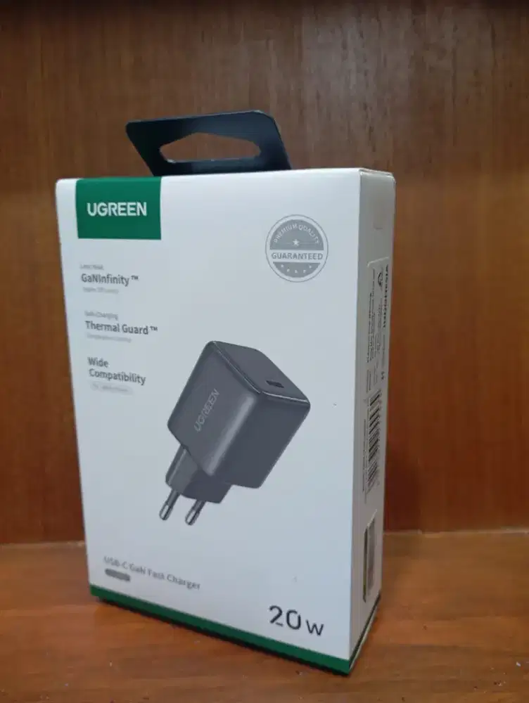 UGreen USB-C GaN Fast Charger 20W