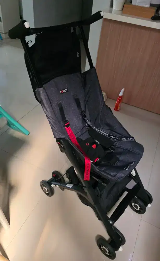 Jual Stroller Cocolatte Pockit 838 Limited Edition