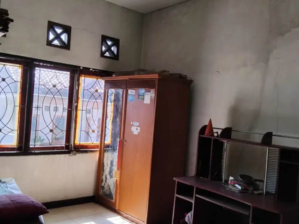 Rumah 2 Lantai Siap Huni Hoek di Metro Margahayu Raya