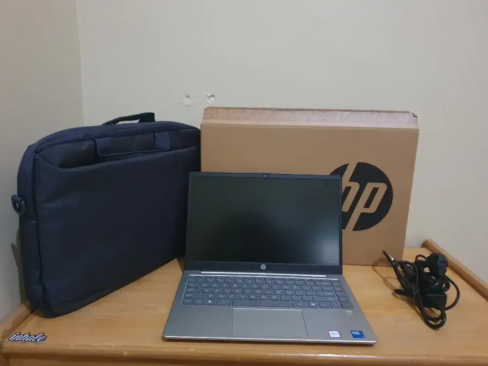 Laptop HP 14-ep1177TU