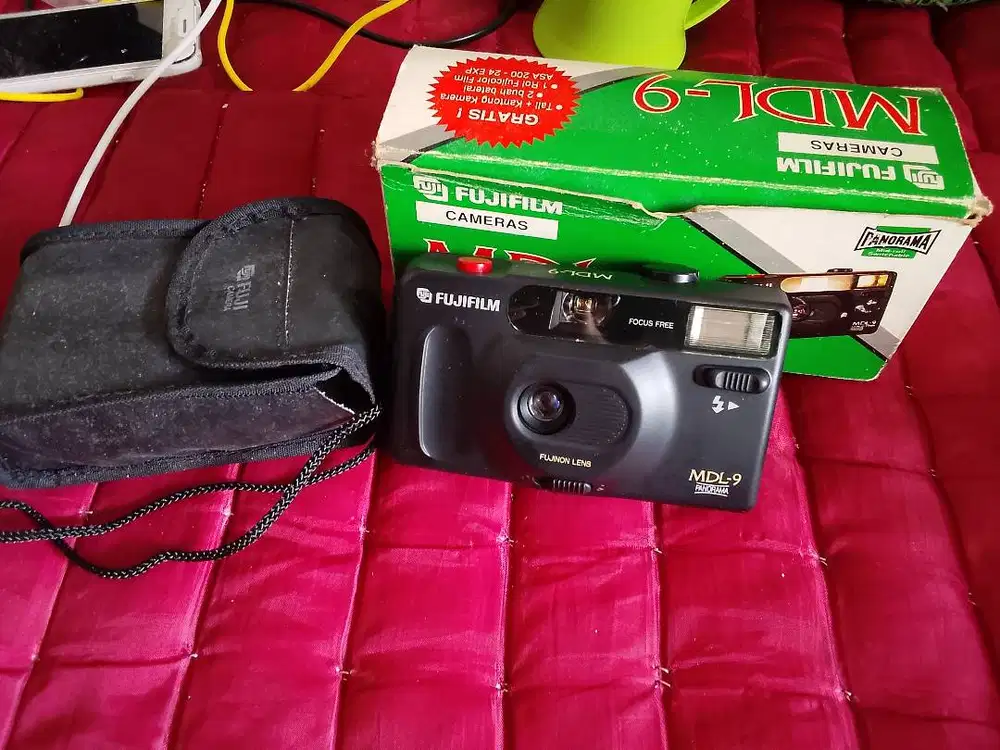 Kamera Pocket Fujifilm MDL-9 Bekas Lengkap.