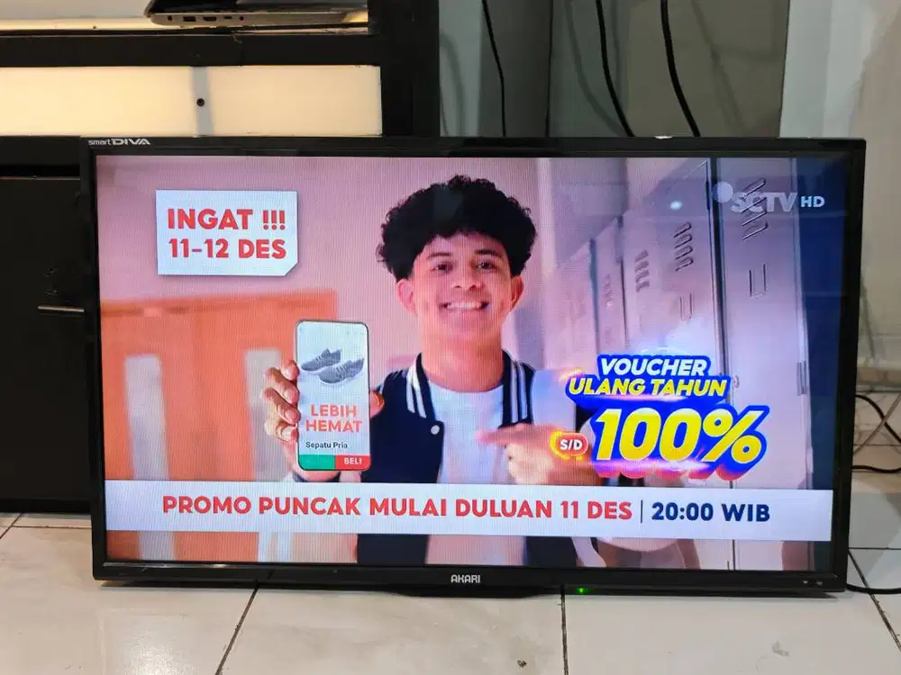 LED Digital TV Akari 32 Inch LE-32V99SM Layar Jernih Murah