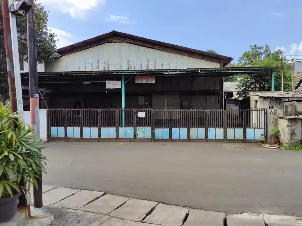 GUDANG STRATEGIS JARANG ADA dijual di Krbayoran lama, 1000m2,, bebas banjir