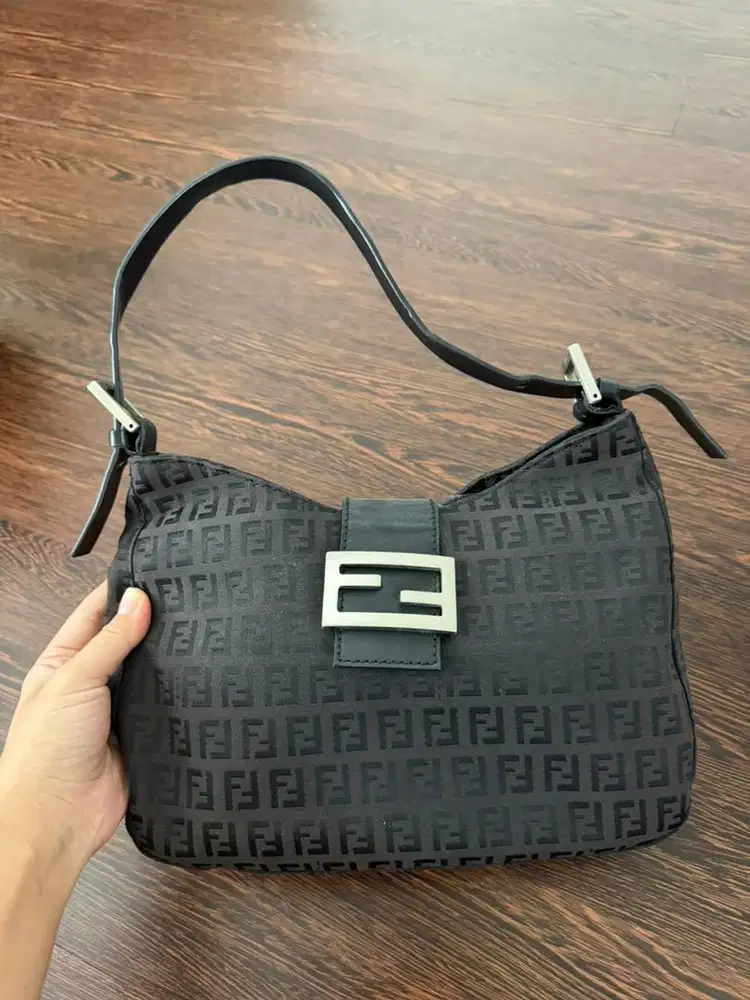 Tas fendi authentic