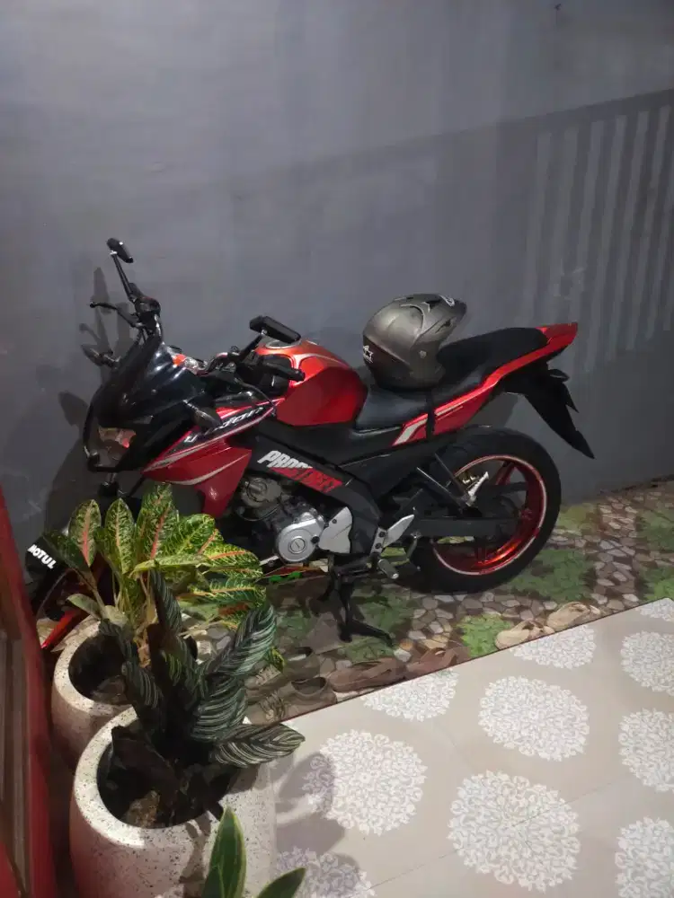 Jual Vixion 2013 tarikan enteng