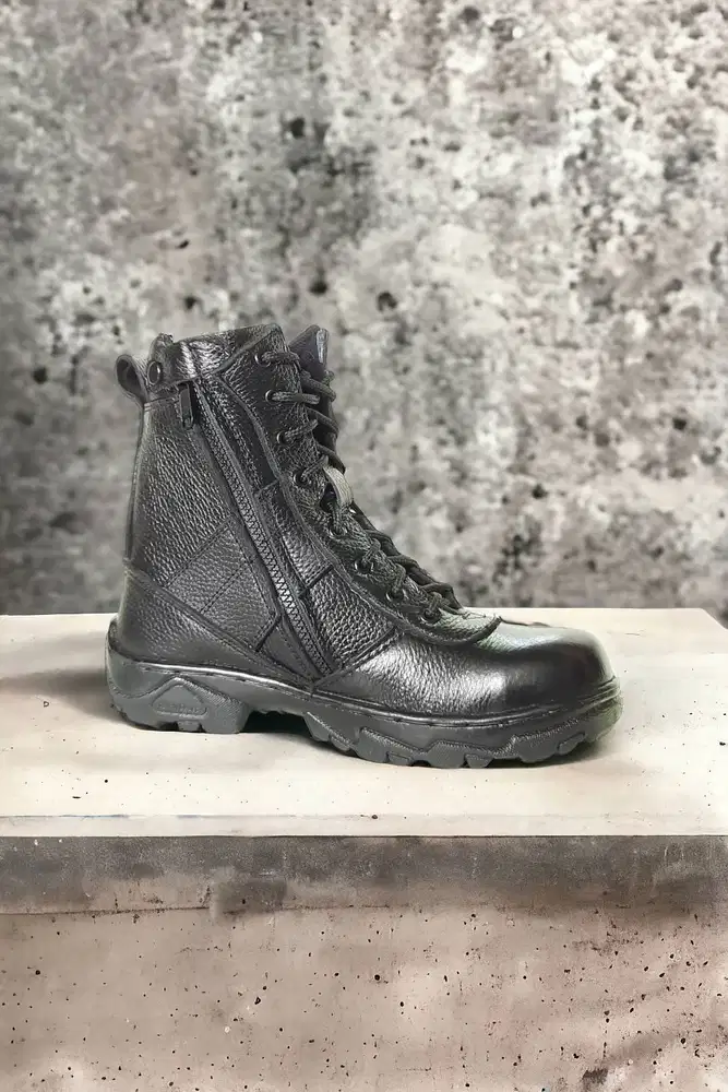 Best deal Sepatu safety brand pilihan Tasikmalaya