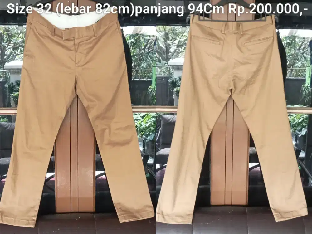 Celana chinos The Executive coklat size 32