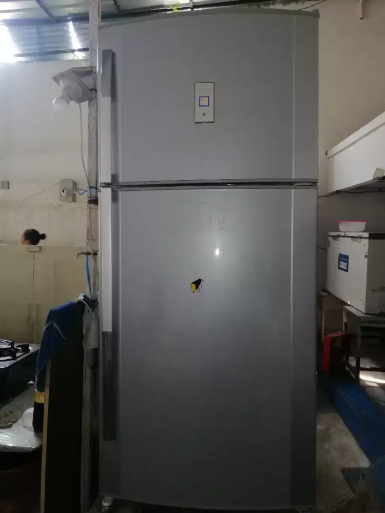 Jual kulkas Sharp Plasma Jumbo normal