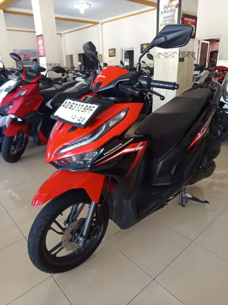 Vario 125 2024 jos