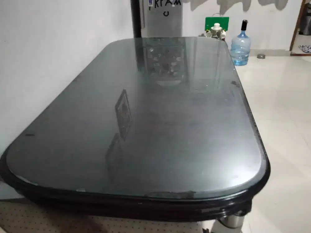 Meja makan antik Jati