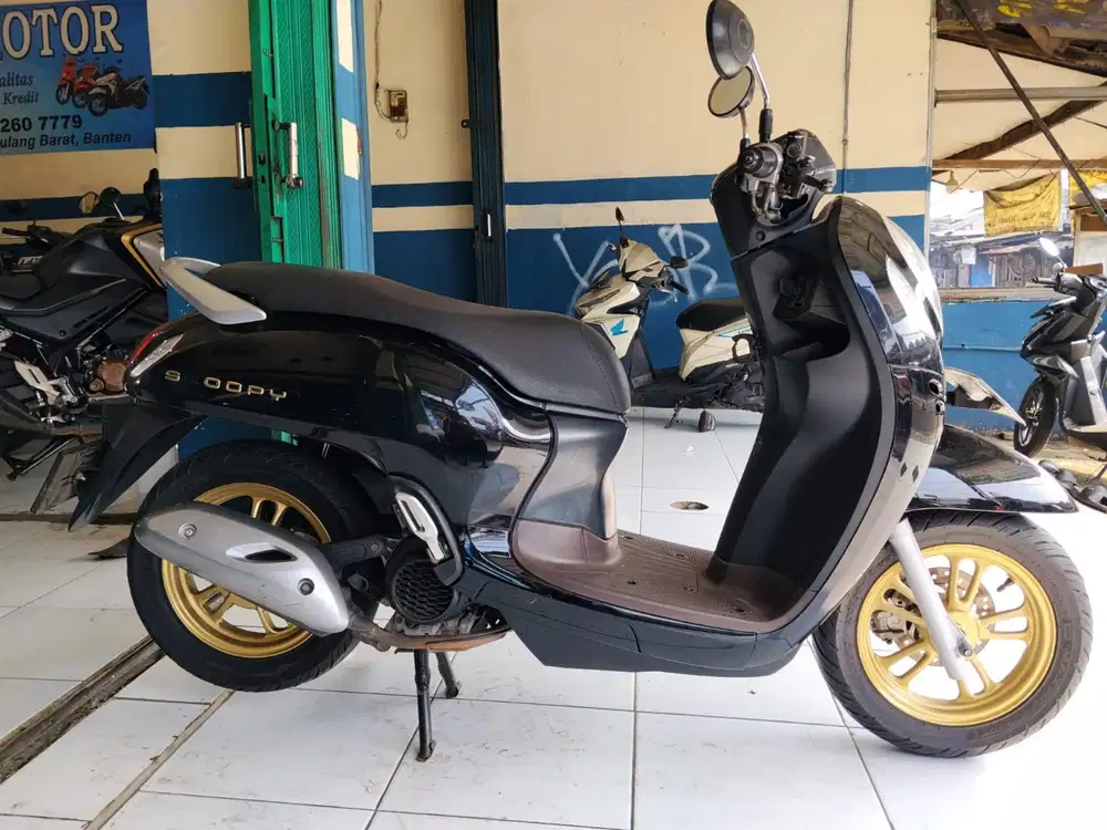 (dijual) honda scoopy stylish 2021 kyless siap pakai