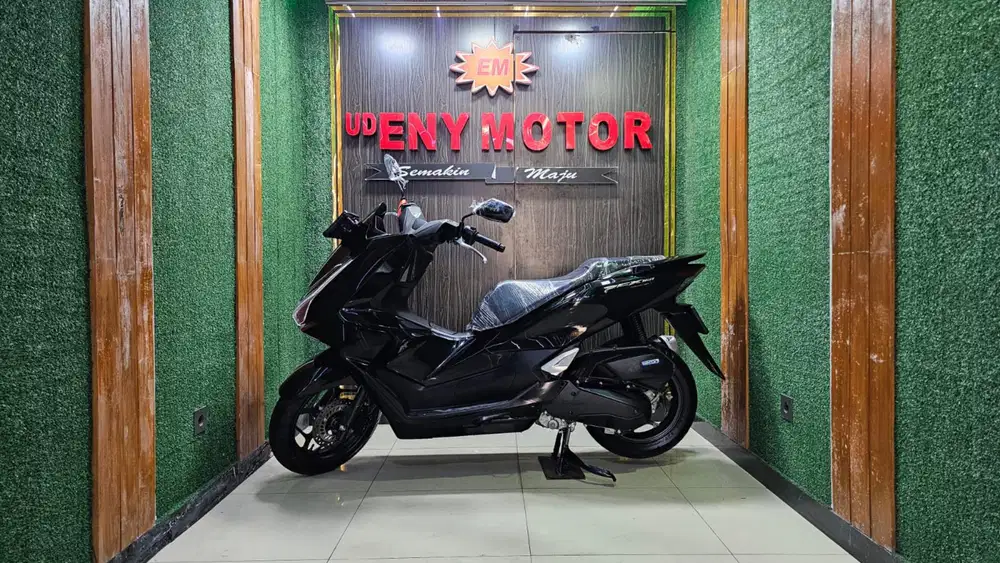 UD ENY MOTOR- HONDA NEW PCX TAHUN 2025 CIAMIK