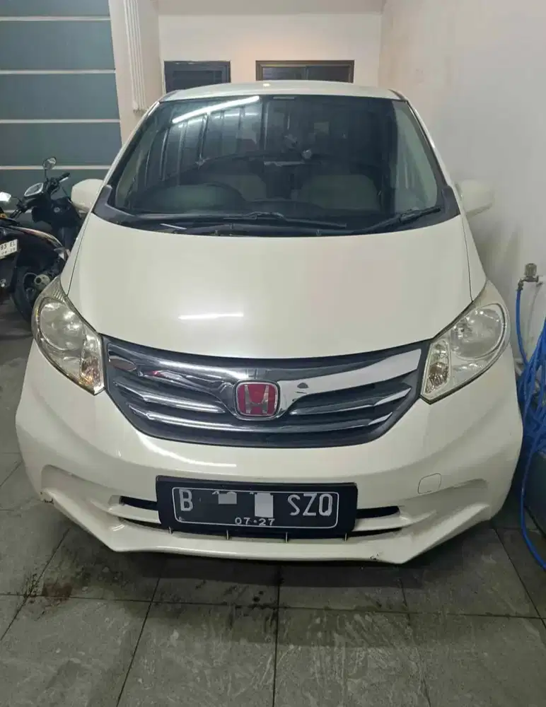 Honda Freed 2012 Bensin