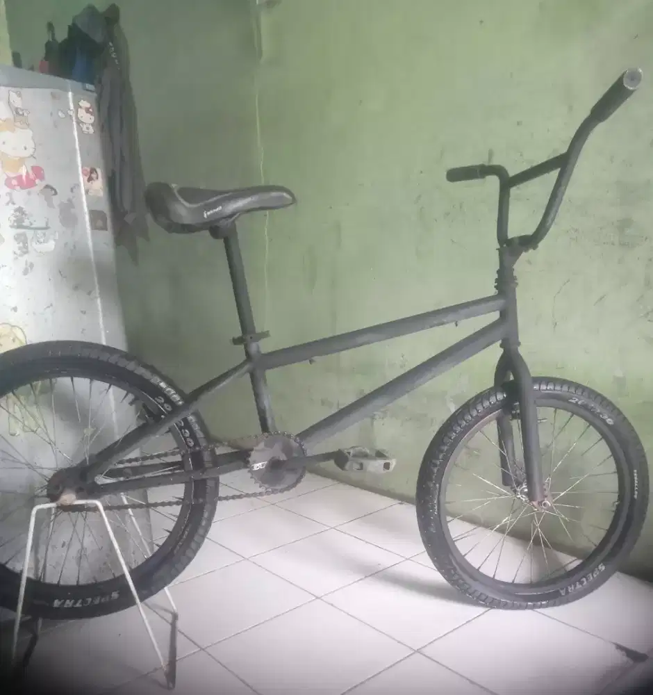 Sepeda BMX GT UK 20