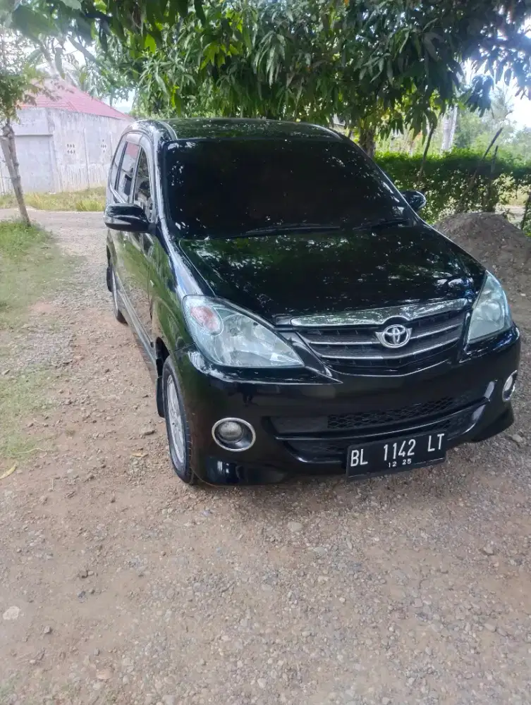 Jual avanza s manual 2010 pemakaian 2011