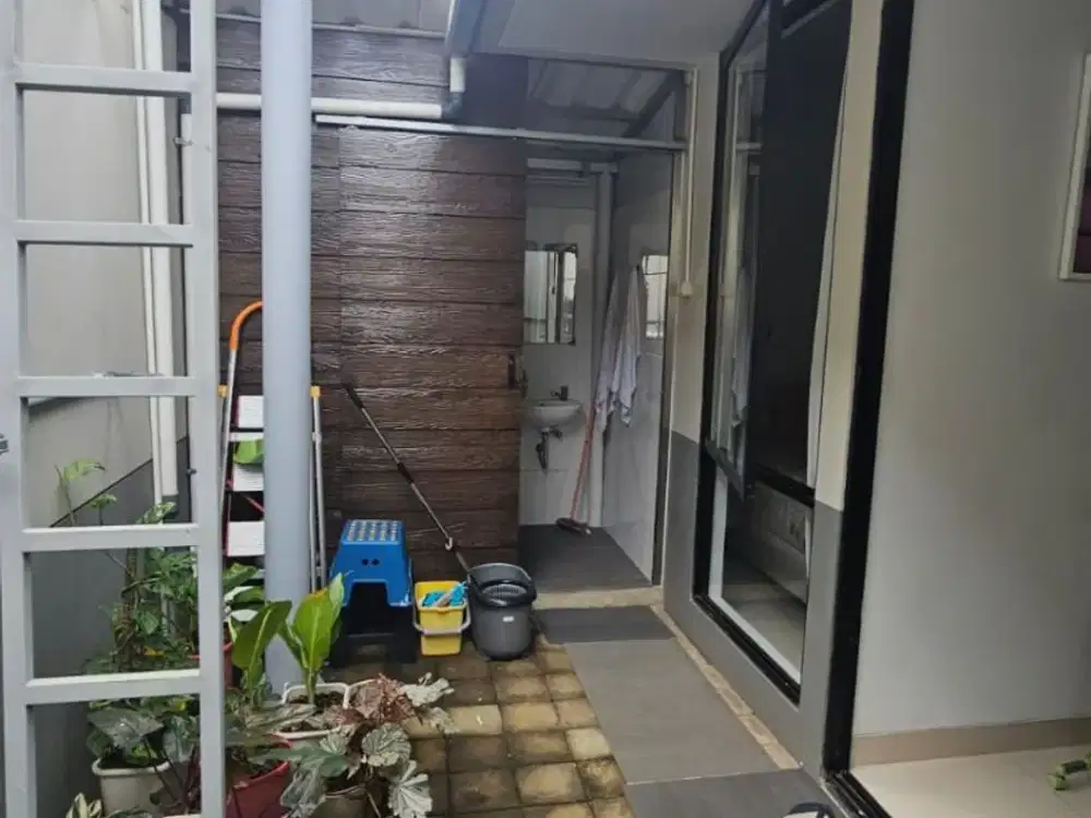 Dijual  Rumah Komplek Podomoro Park  Cluster Padmagriya