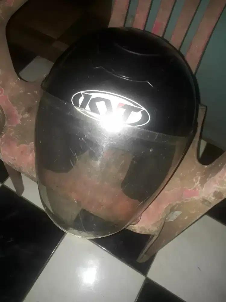 helm kyt masih layak pegoh aja gan