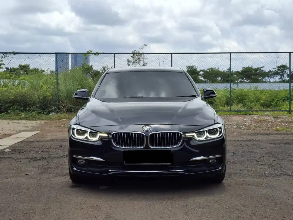 (LOW KM 25RB) BMW 320I LUXURY 2018