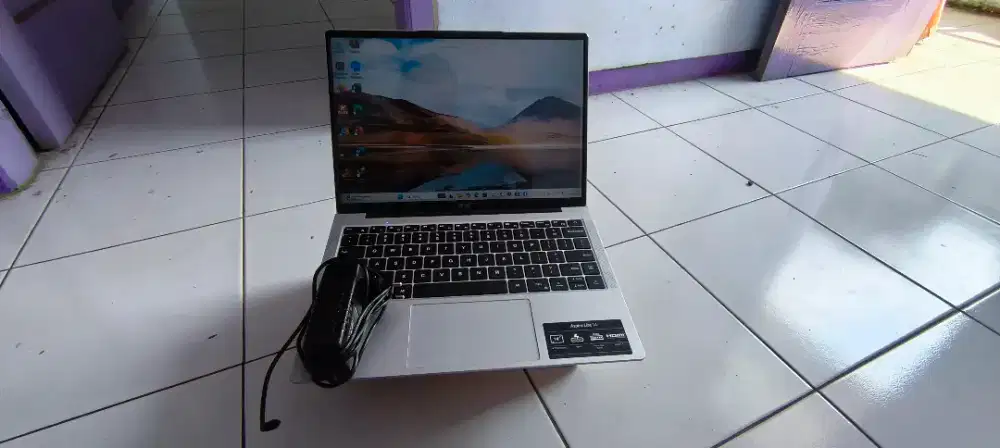 Dijual Laptop Acer Aspire Lite 14 sangat istimewa