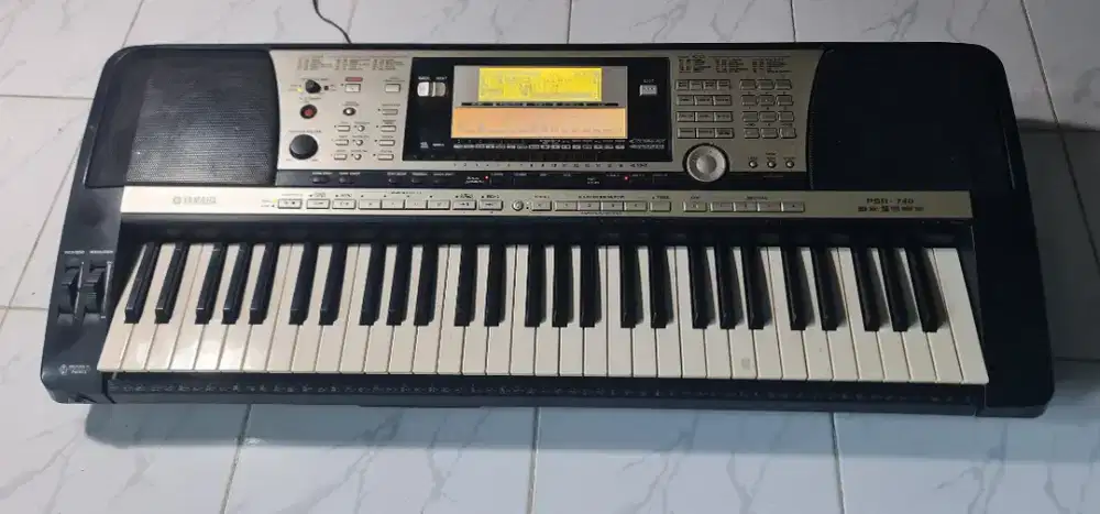 Keyboard yamaha psr740 normal siap pakai