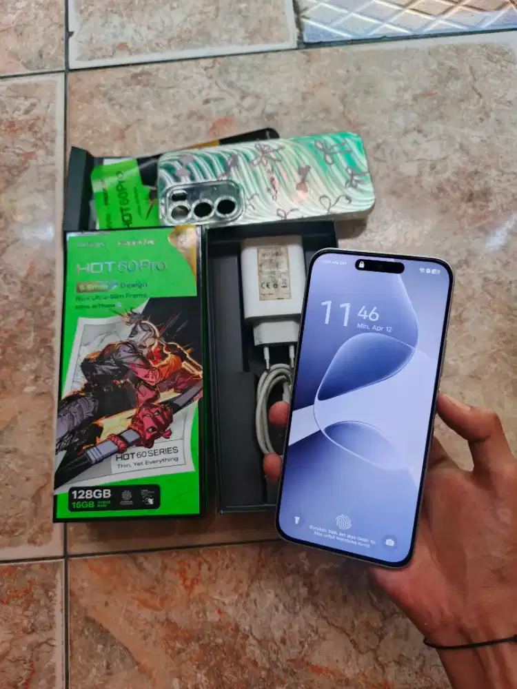 Infinix Hot 60 Pro Ram 8+8/256 Fullset