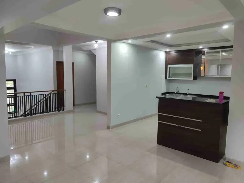 DIJUAL MURAH RUMAH DIBAWAH HARGA PASARAN DI SETIABUDI REGENCY BANDUNG