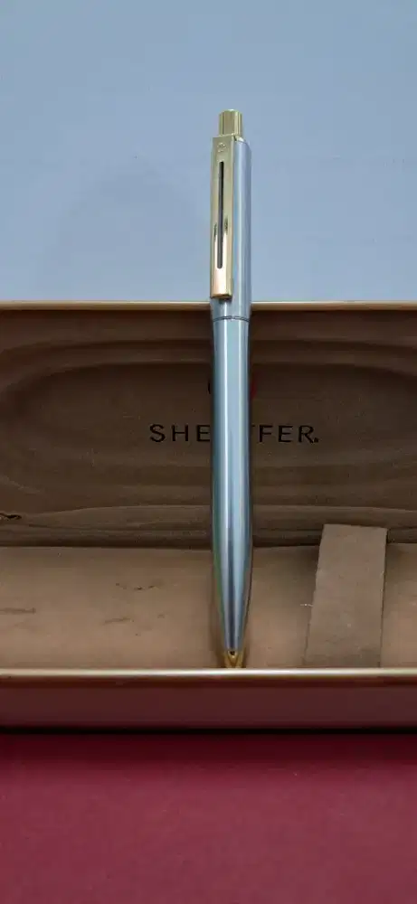 Sheaffer USA Sentinel Balpoint pen Boxed Brushed silver with GT