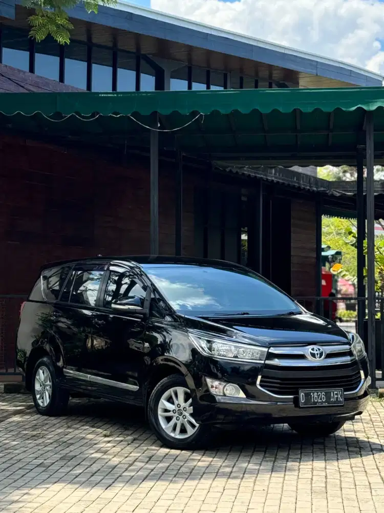 Innova Reborn V Luxury AT 2017 Bensin Super istimewa