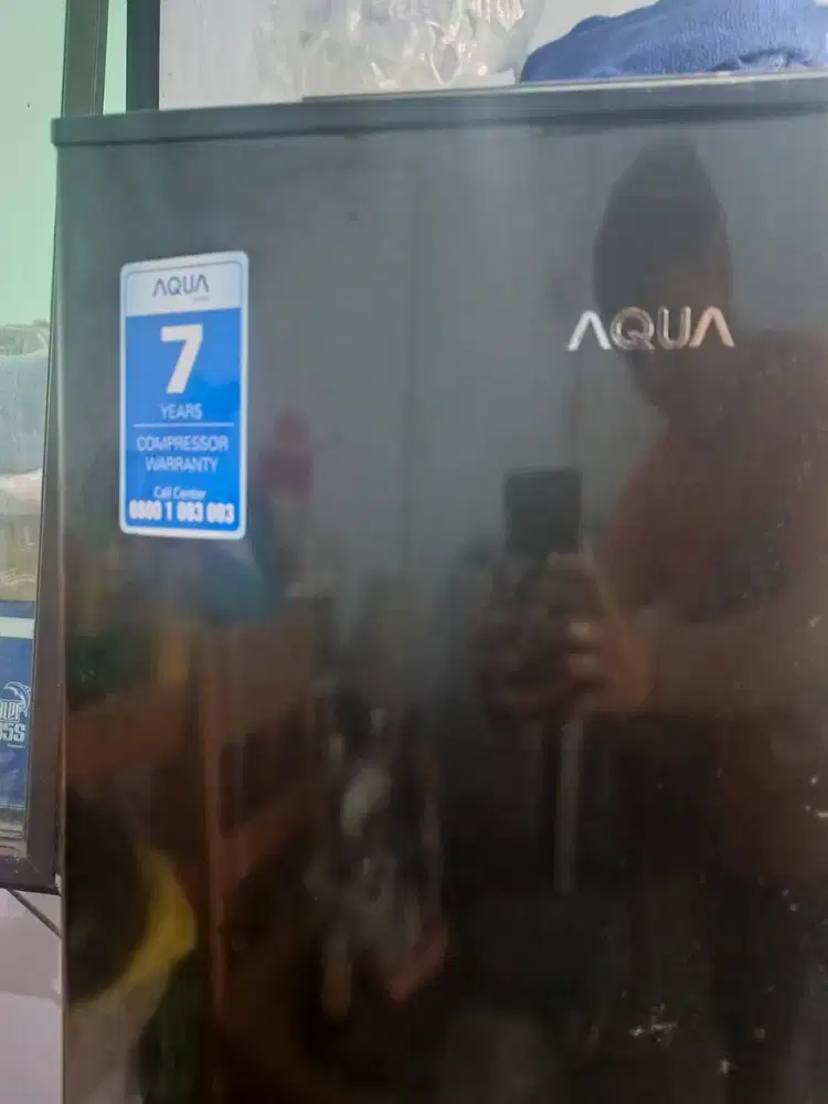 dijual BU , kulkas bekas jualan.