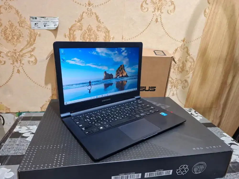 Laptop Samsung 910S3G