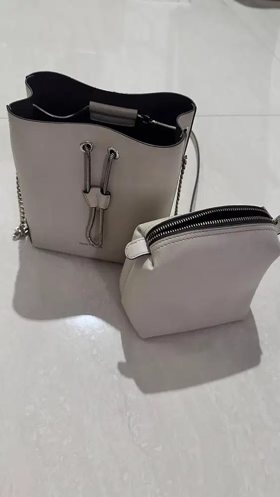 Tas Selempang Hush Puppies